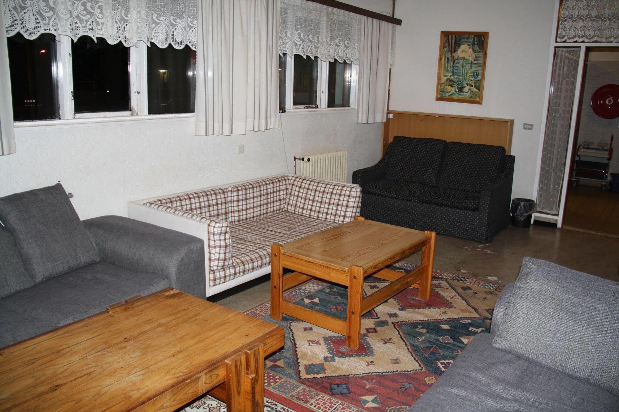 Reykjanes Hostel Exterior photo