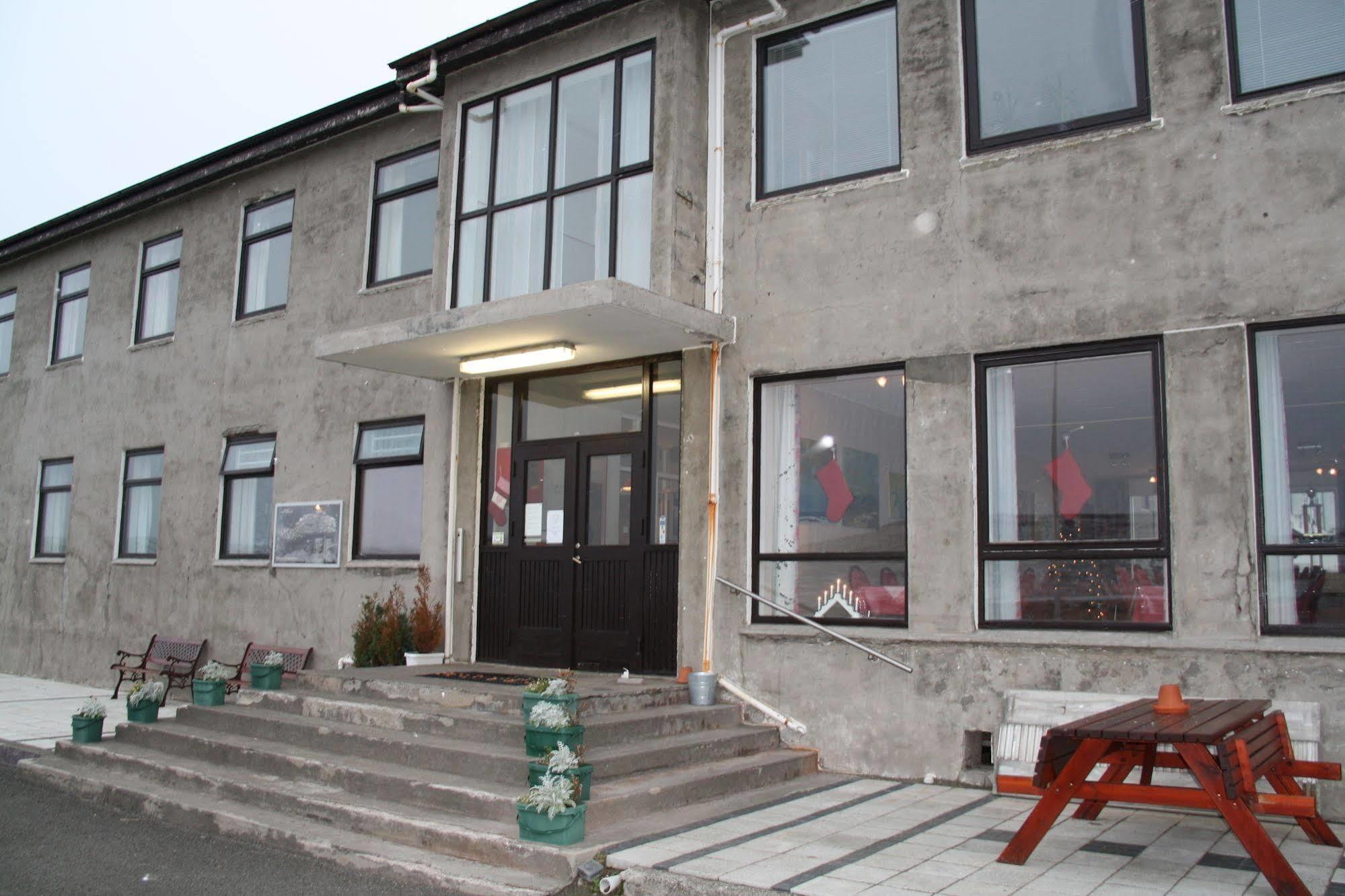 Reykjanes Hostel Exterior photo